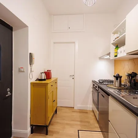 Διαμέρισμα Stunning View With 3 Terraces Near Dante Sq! By Houseinnaples