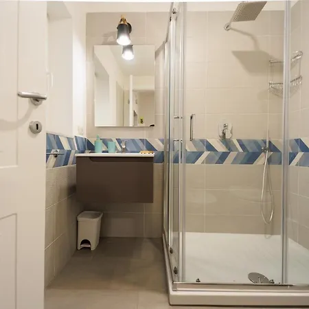 Stunning View With 3 Terraces Near Dante Sq! By Houseinnaples *